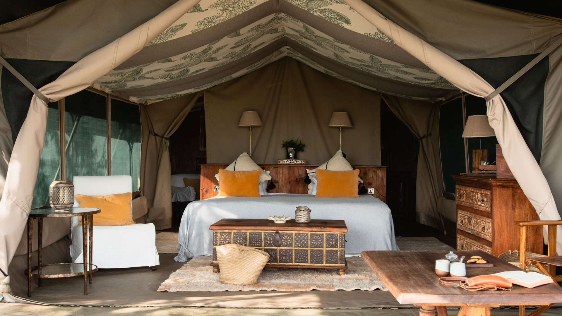 Hemingways River Camp 4