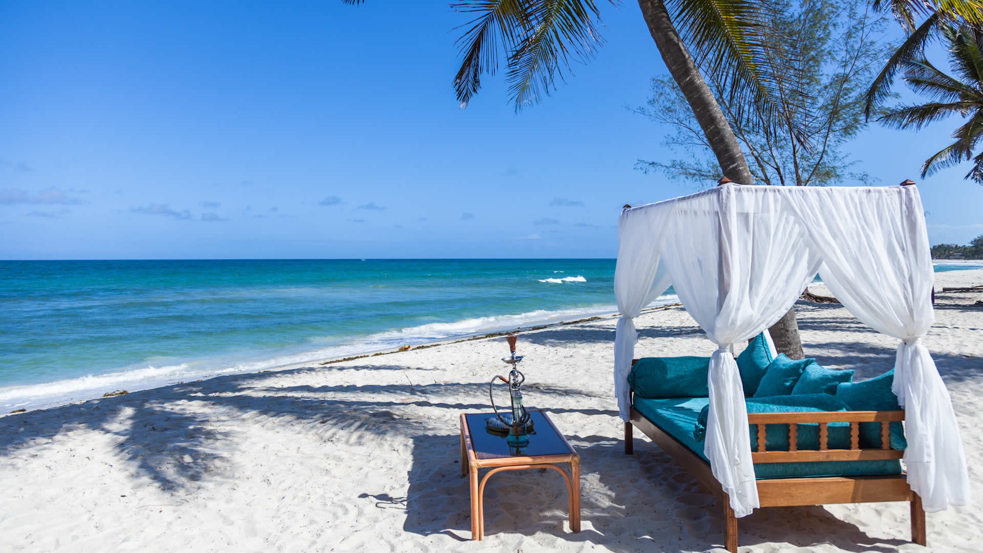 White sands of Diani Beach